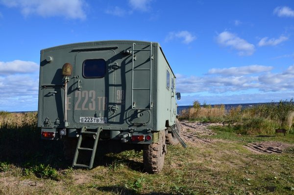 С видом на необъятные морские просторы озеро Ладога..