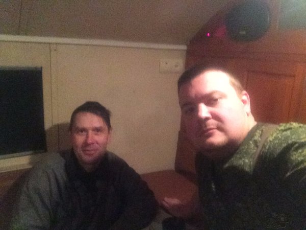Это мы, ракурс очень удачно подобран, просто красавцы)))