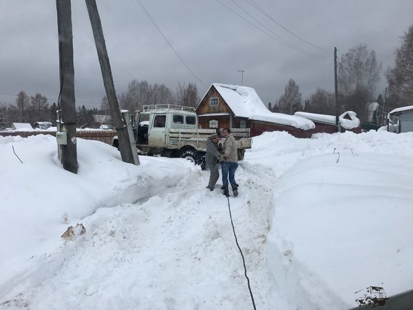 2. Для выезда из снежного плена используем в качестве якоря Санин Егерь